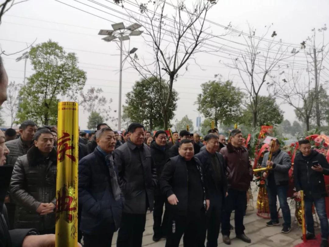 程力茶樓程力匯隆重開業(yè)，打造商業(yè)會(huì)談茶樓